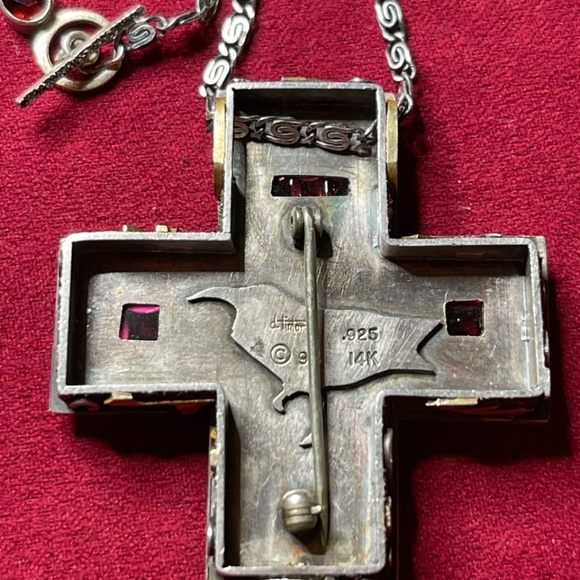 Diane Tintor (Artisan) Gemstone Raven on Ionic Column Necklace/Brooch - Picture 4 of 4